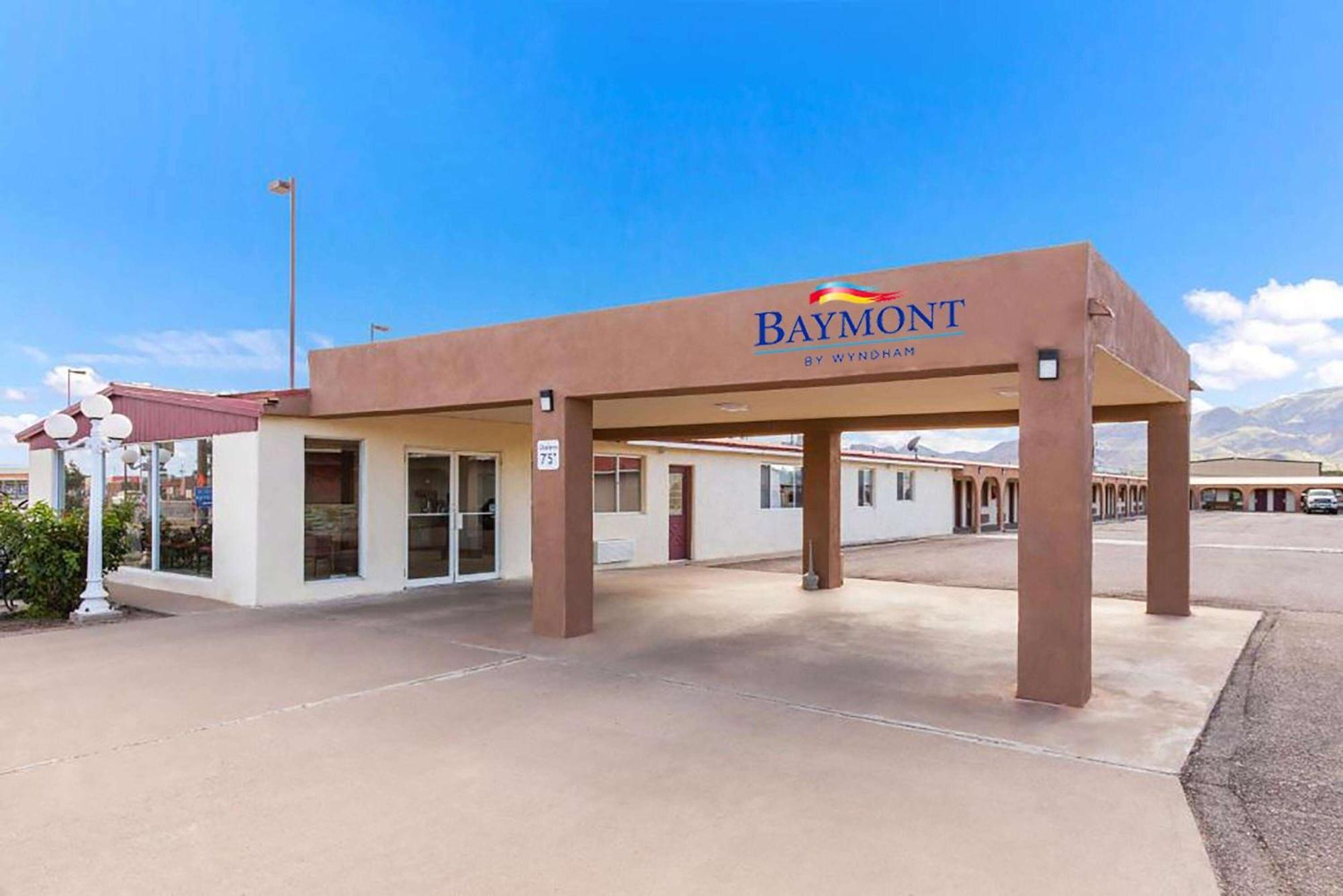 Baymont By Wyndham Socorro Motell Exteriör bild