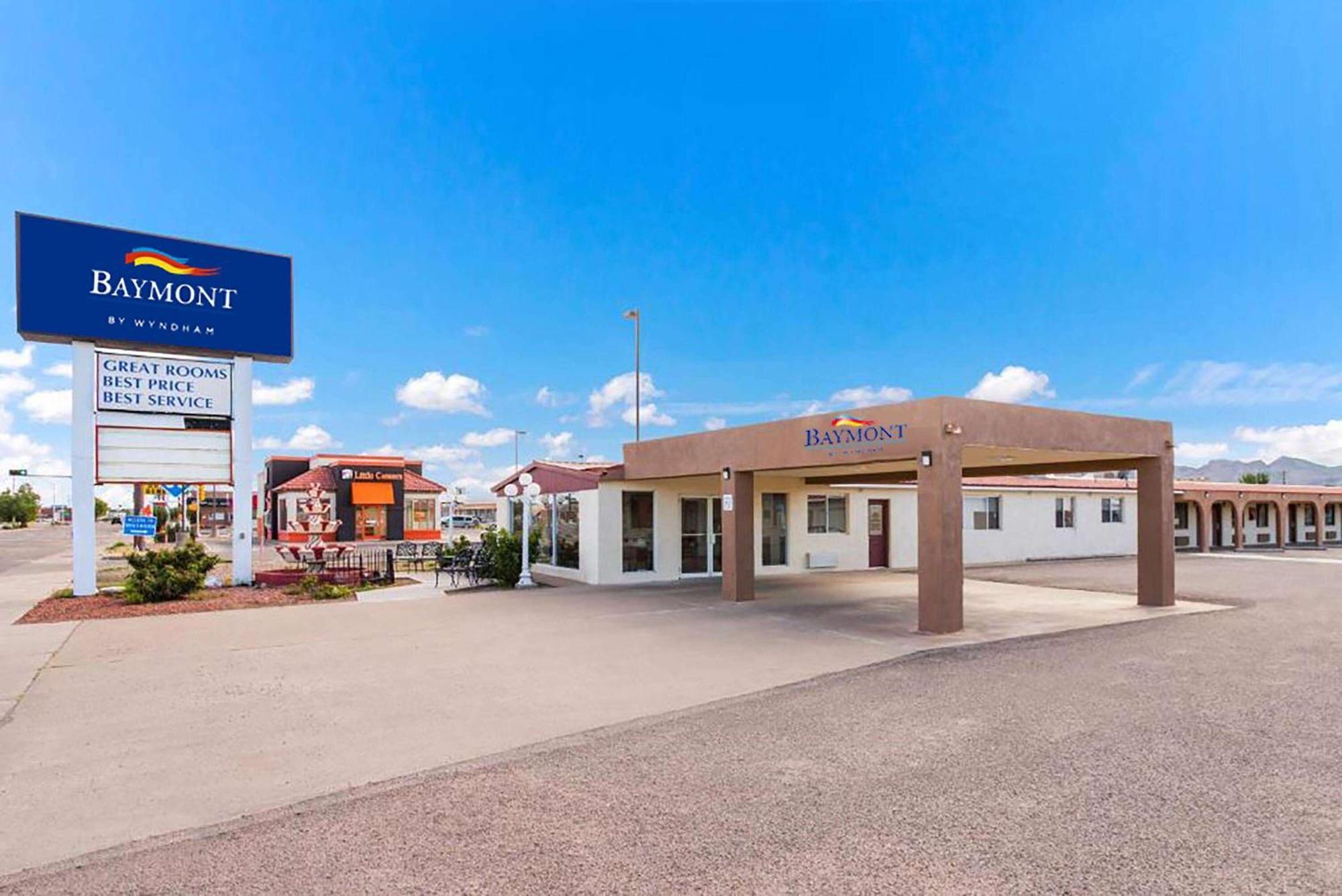 Baymont By Wyndham Socorro Motell Exteriör bild